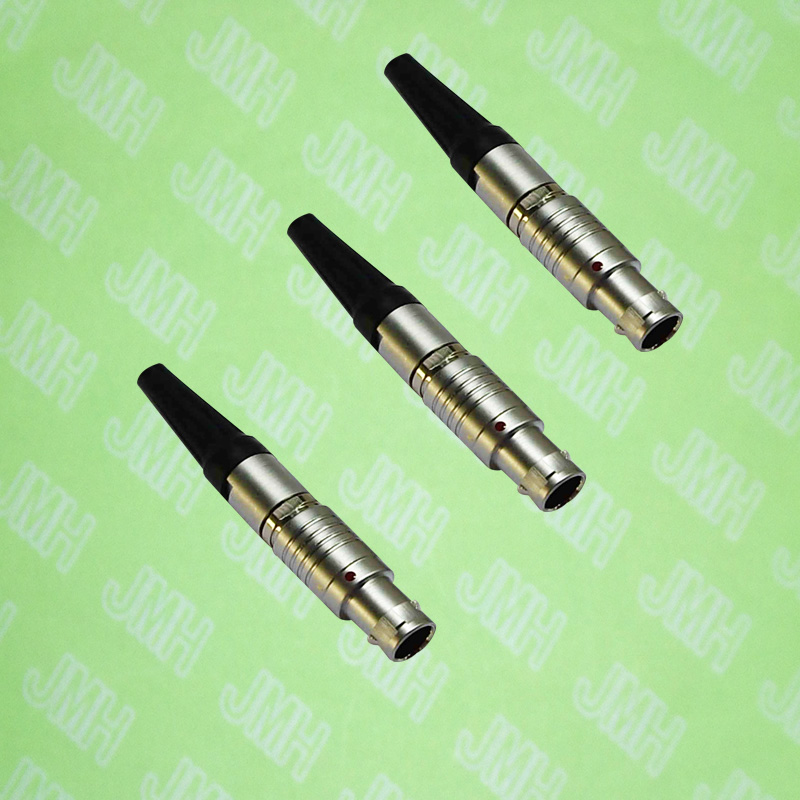 Metal push-pull connectors